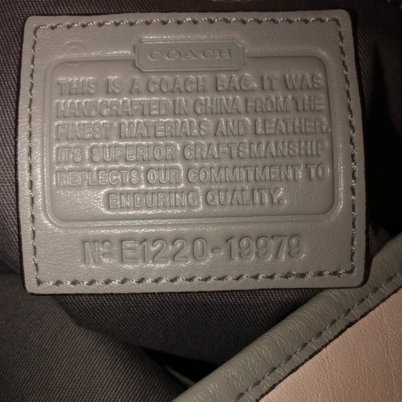 Authentic Coach Legacy Colorblock Hobo - Picture 6 of 6